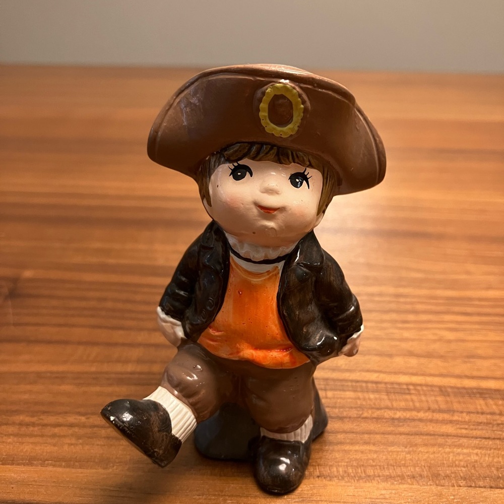 Vintage Colonial Settlers Boy Porcelain Ceramic Glazed Figurine Made in Japan